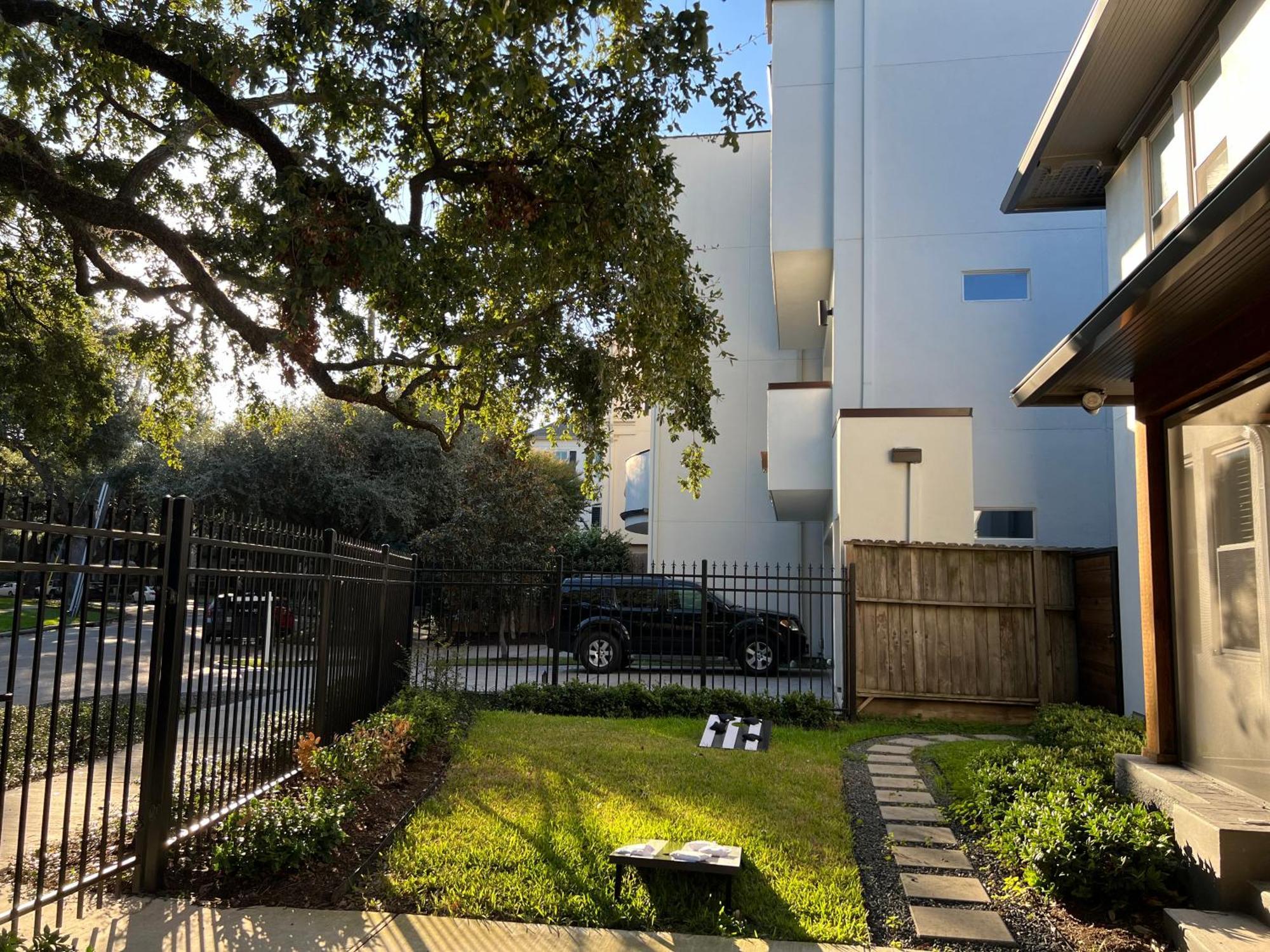 Mycrib Houston Hostel Exterior foto